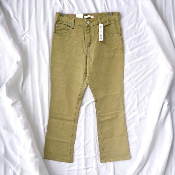 NEW LEVIS Relaxed Fit Boot Cut 550 Misses Levi's Jeans Size 8 - Picture 1 of 16